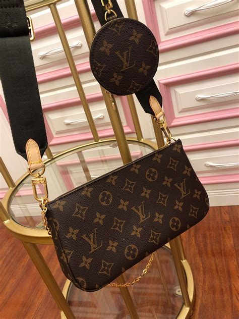 奢侈品牌女包logo大全