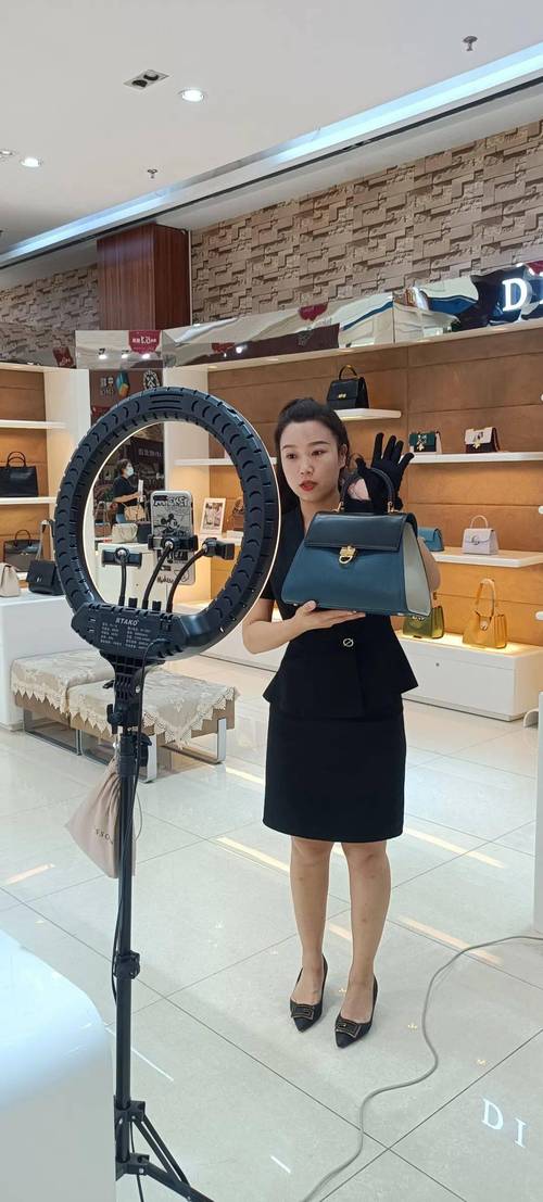 白沟箱包展销会