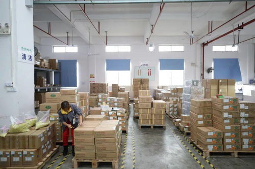 箱包厂工资一般多少钱一个月