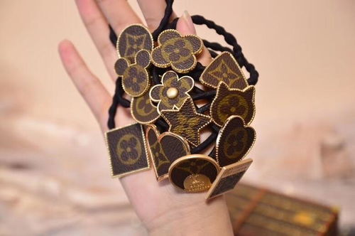 奢侈品包包变黄